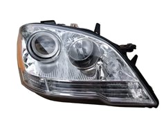 Headlight BENZ W164 2010 大灯 L
