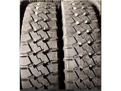 Tyre 9.5R17.5 Block